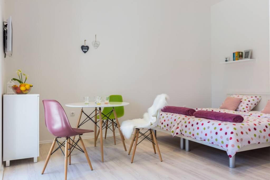 Candy Ap.-Near Center,Bus,Beach+Free Parking Place زادار المظهر الخارجي الصورة